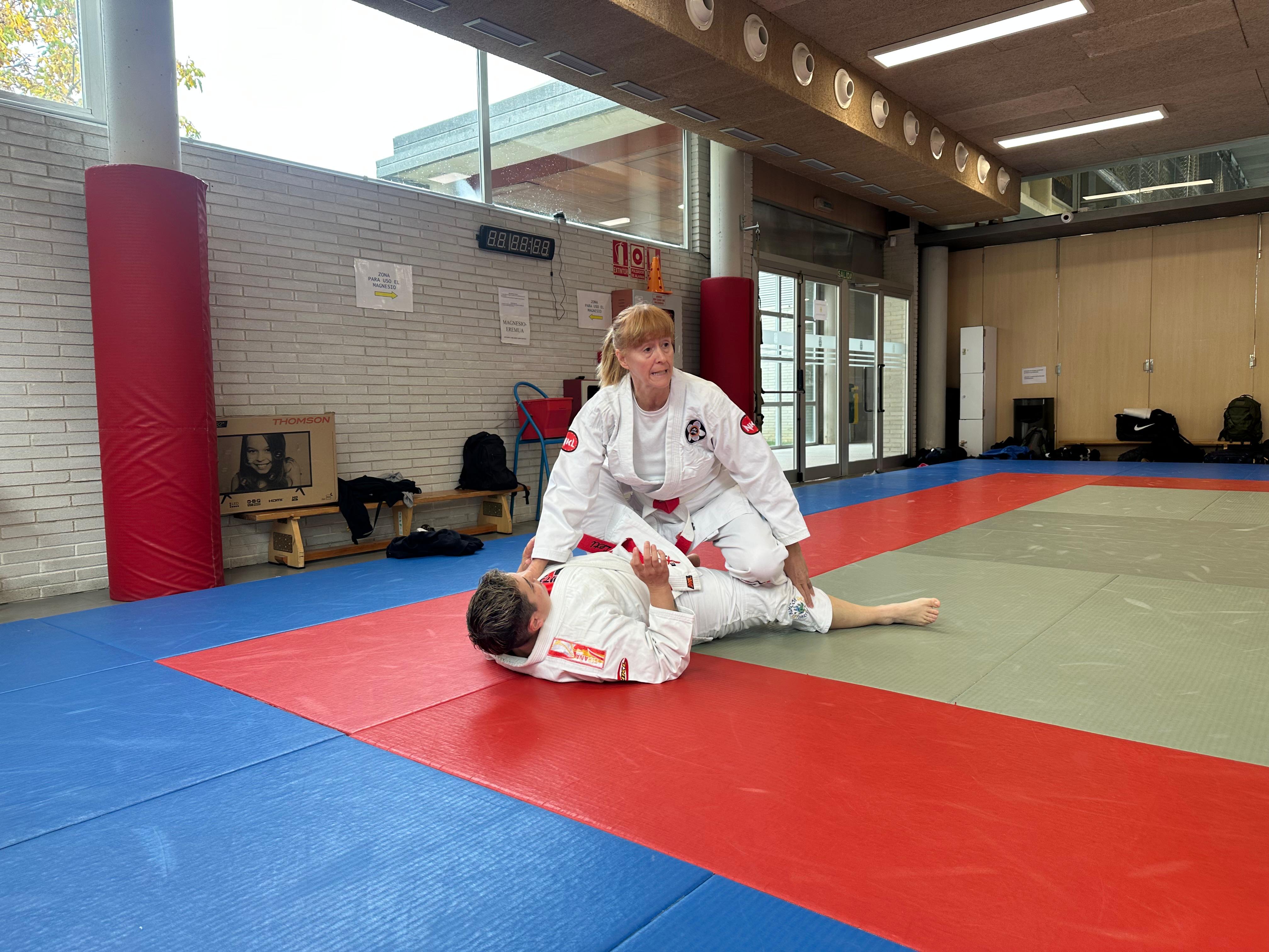 Realizado con éxito el curso de actualización de arbitraje de Jiu-Jitsu en Pamplona. 02-11-25